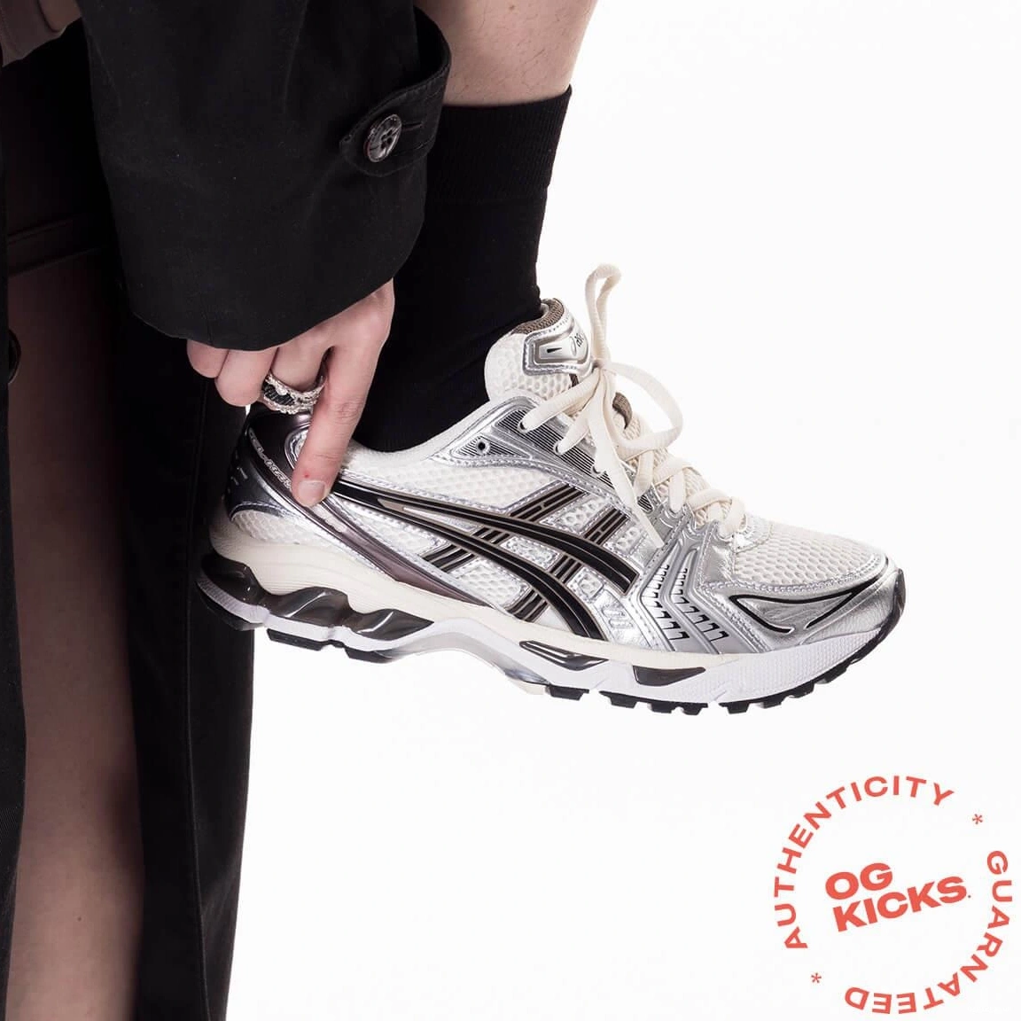 ASICS Metallic Black Plum 14 Cream Gel-Kayano 0812